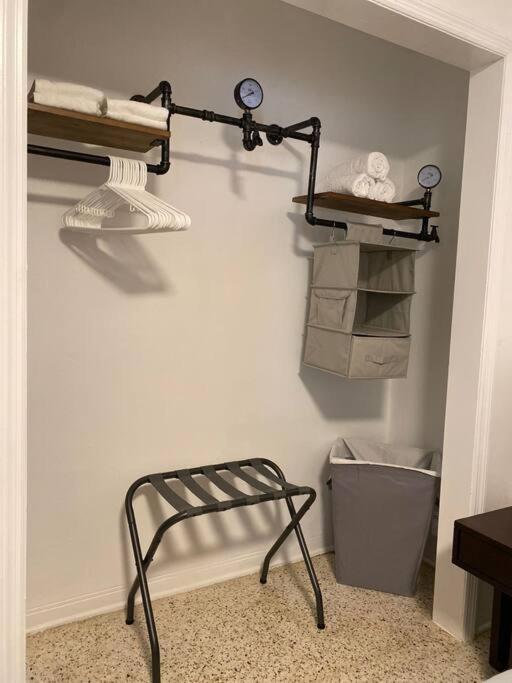 Stayover In Miami Home 2Br - 1Bth - Free Parking Dış mekan fotoğraf