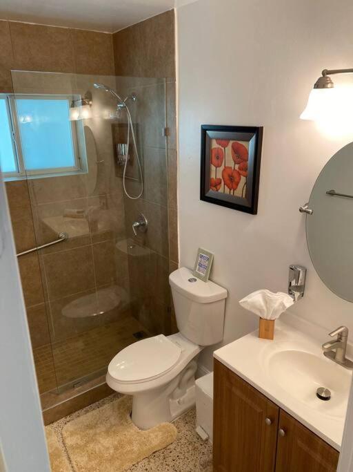 Stayover In Miami Home 2Br - 1Bth - Free Parking Dış mekan fotoğraf
